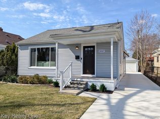 26067 Dartmouth St, Madison Heights, MI 48071