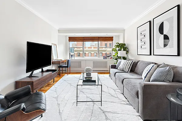 Sold by Compass | media 1