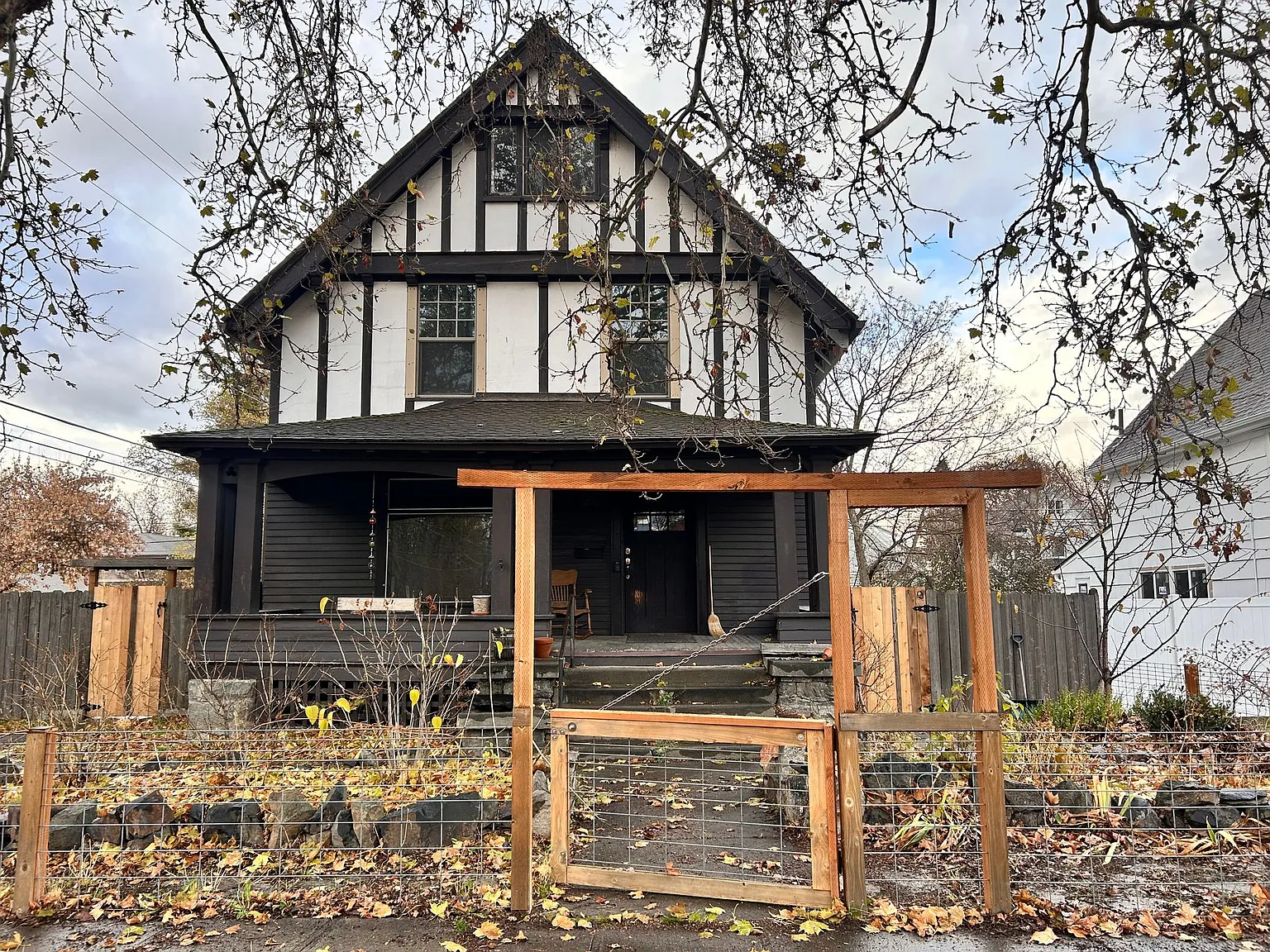 1030 West Spofford Avenue — Photo 3