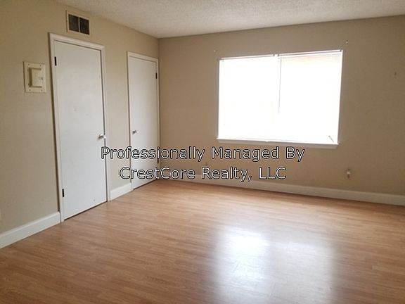 3rd image of 2105 Saint John Ave APT C6