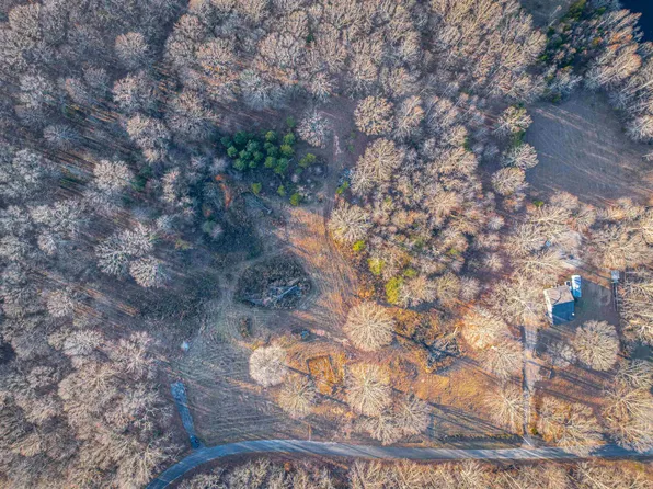 5 Sharp Rd, Lexington, TN 38351