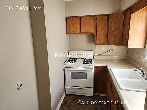 3rd image of 317 E Wall Ave