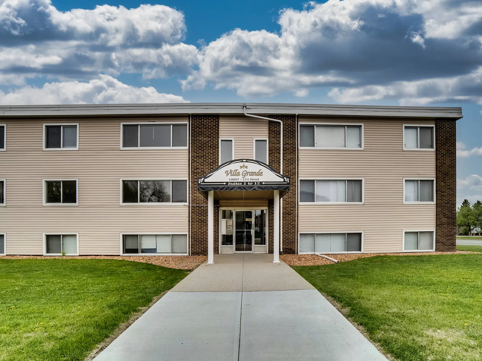 Villa Grande Apartments — Photo 1