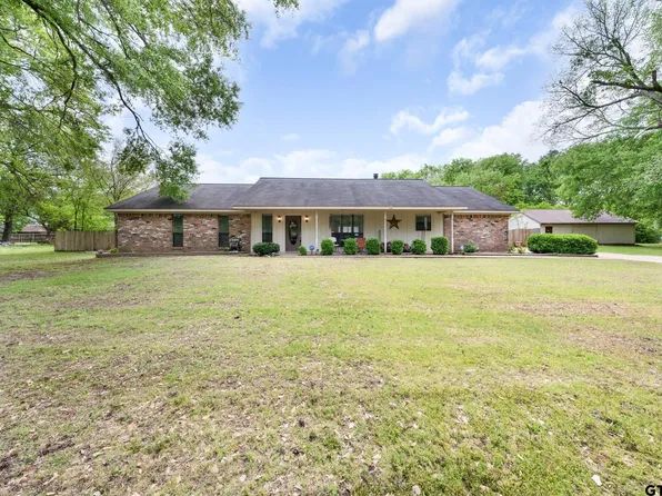 59 County Road 1333, Mount Pleasant, TX 75455