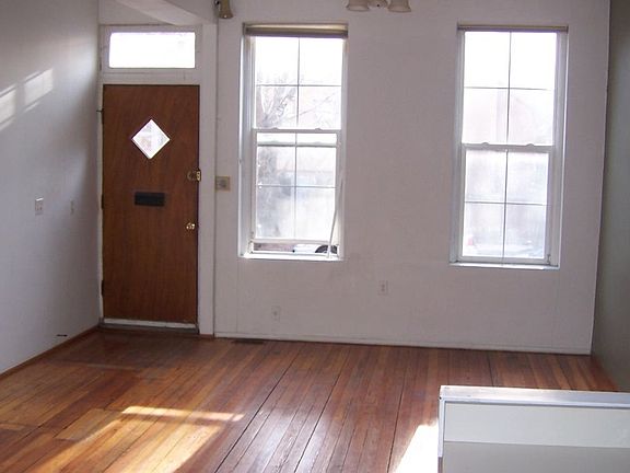 2nd image of 2334 N Wayne Ave #1 F