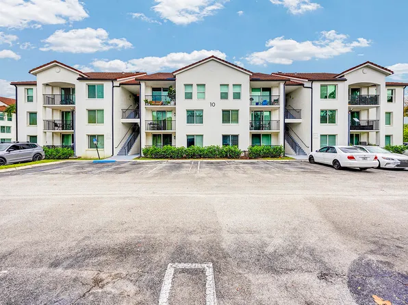 1010 Villa Circle, Boynton Beach, FL 33435