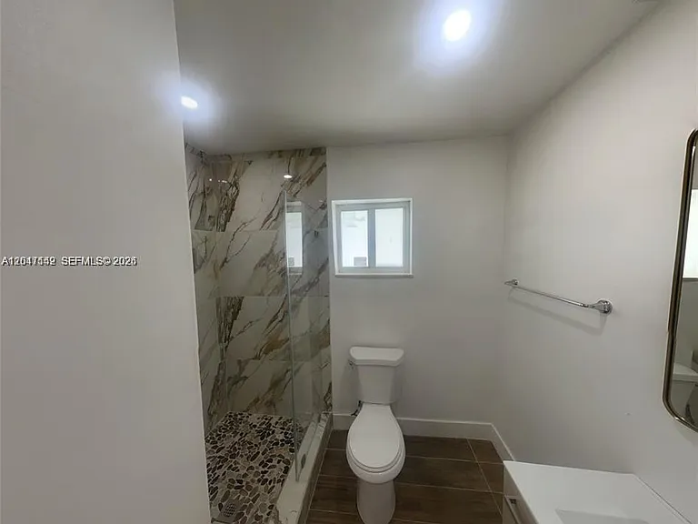 2701 NW 105th Ter — Photo 8