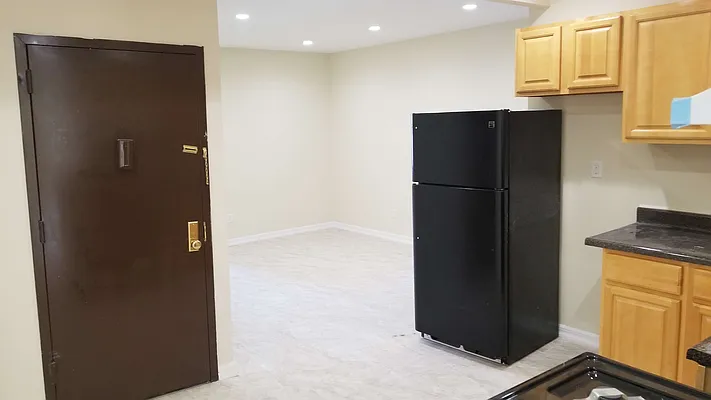 Rented by Adar I Properties Corp | media 6