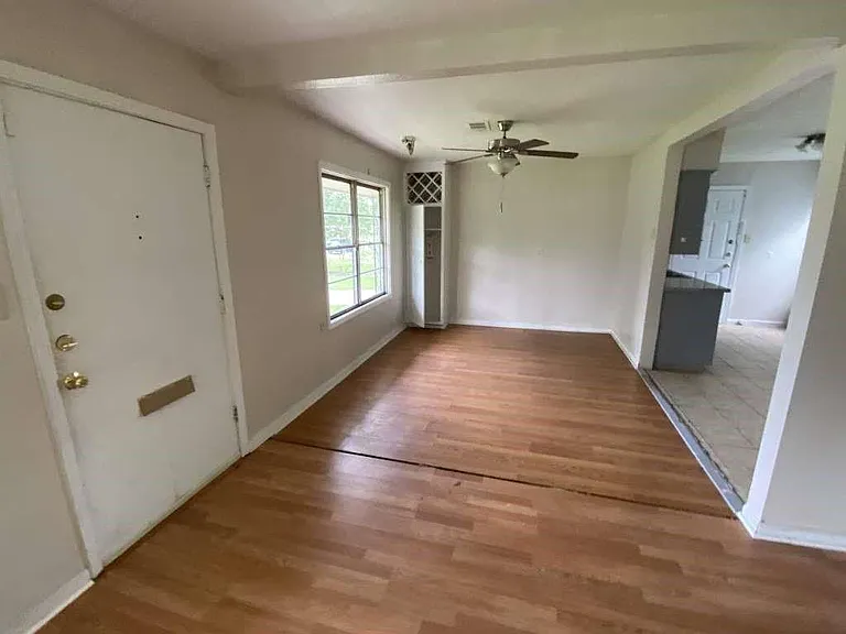 5715 Belmark St — Photo 7