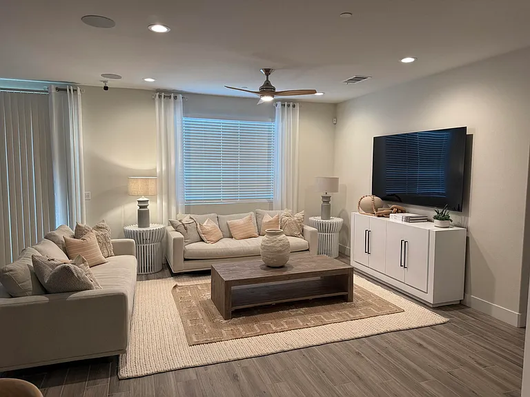 39912 Felicita Pkwy #39912 — Photo 7
