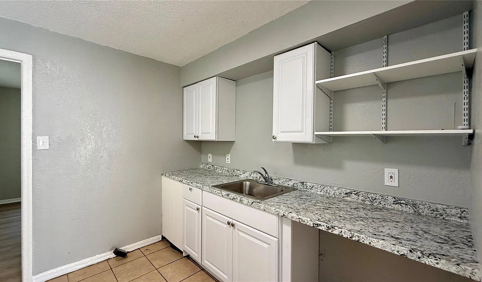 3 bed, 1.0 bath, 1536 sqft, $1,050 — Photo 4