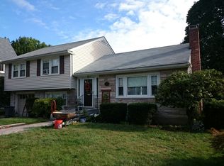 51 Richwood St, West Roxbury, MA 02132