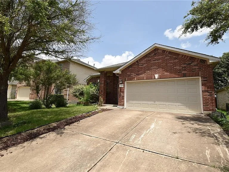 3709 Tall Cedars Rd — Photo 1
