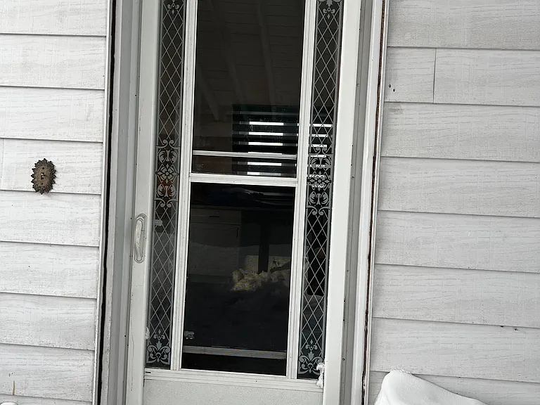 31 Railway Ave — Photo 16