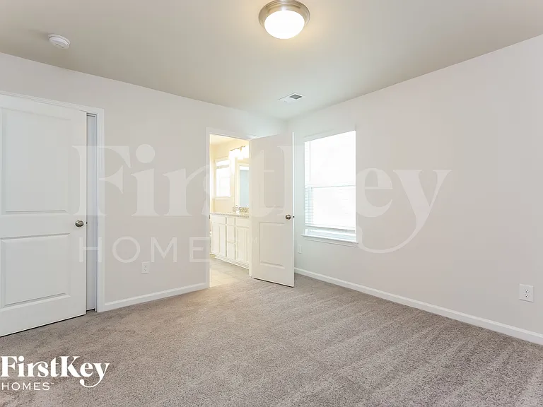608 Goldburn Way — Photo 15