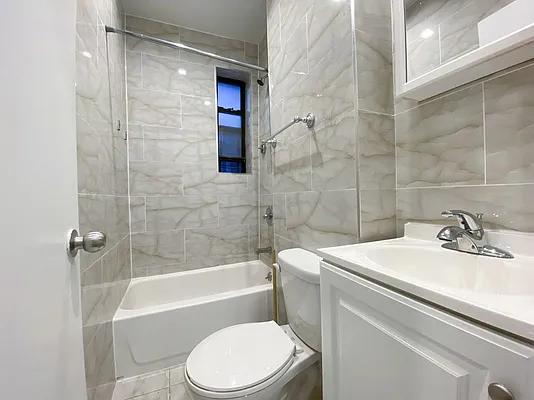 Rented by Kahen Properties | media 6