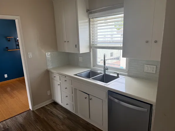 1227 E 1st St APT 2F, Long Beach, CA 90802