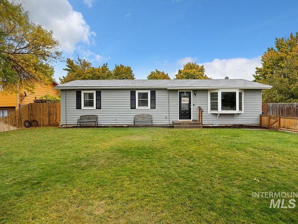 1st image of 1727 Skylane Dr