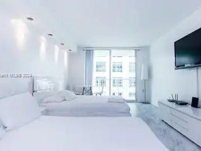 1200 Brickell Bay Dr APT 2610, Miami, FL, 33131