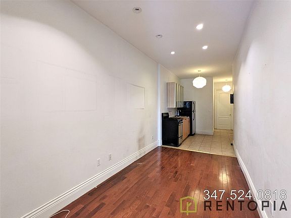 5th image of 302 Stockholm St APT 2L