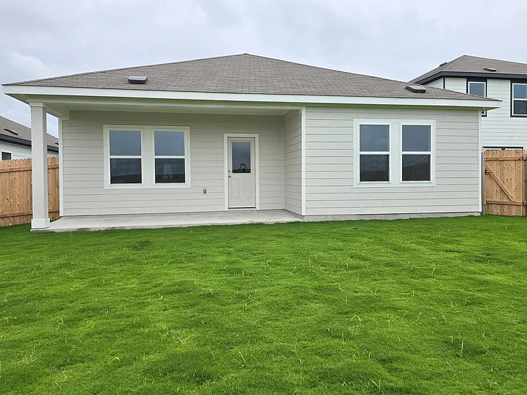 624 Wesley Miller Ln — Photo 23