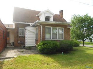 201 Elm St, Fostoria, OH 44830