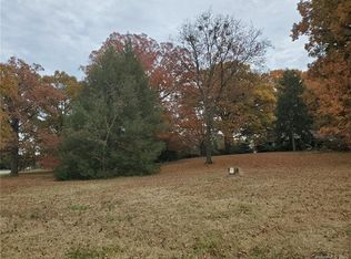 2126 Mount Holly Huntersville Rd, Charlotte, NC 28214