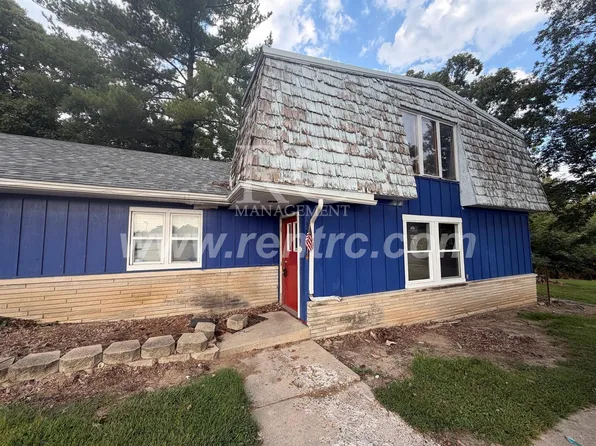 3570 N Vermilion St, Danville, IL 61832