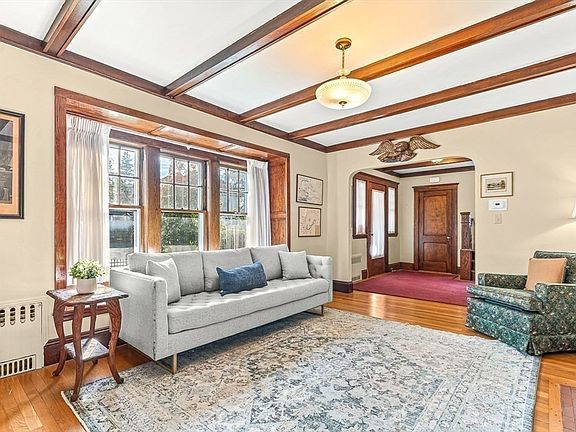 4th image of 51 Sagamore Ave