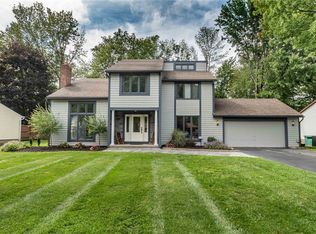 171 Crossroads Ln, Rochester, NY 14612