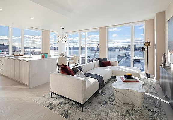 5th image of 675 W 59th St #604
