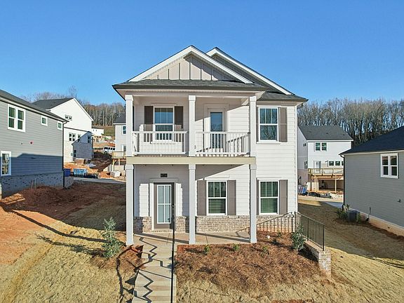 The Cromwell floorplan with the Modern Cottage - Linen interior package.