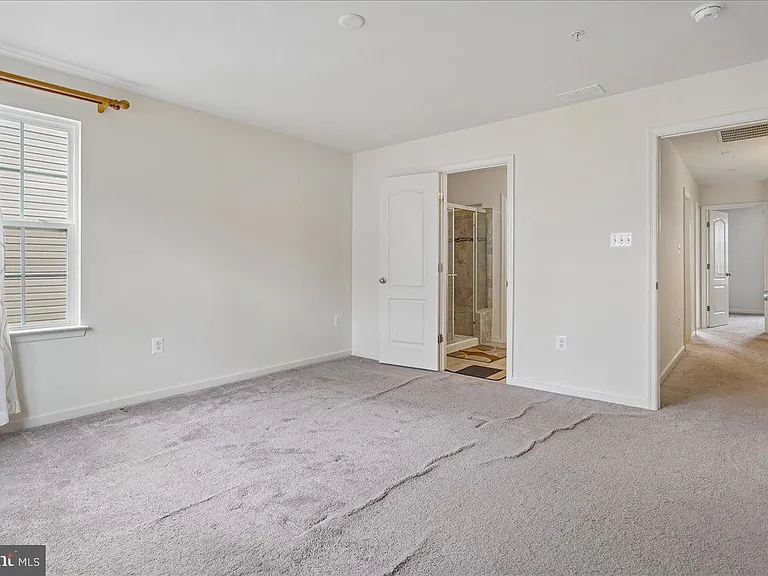 8467 Randell Ridge Rd — Photo 9