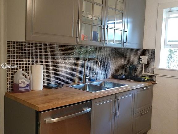 3rd image of 11342 Peachtree Dr #3