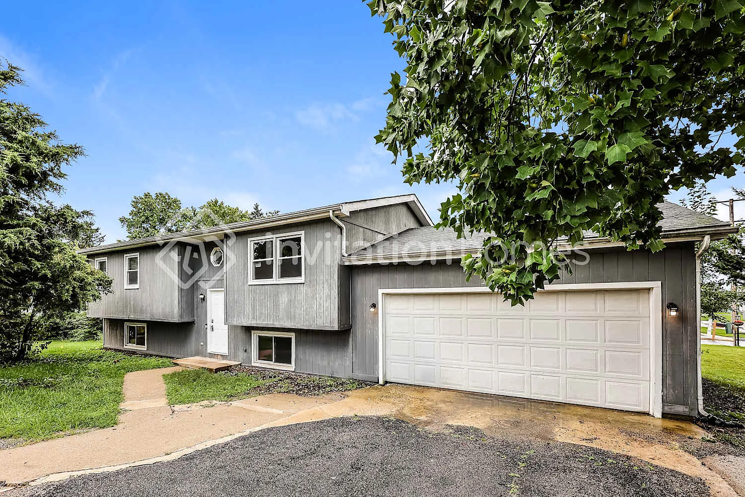 1 Linden Ave Fox Lake, IL 60020 — Photo 1