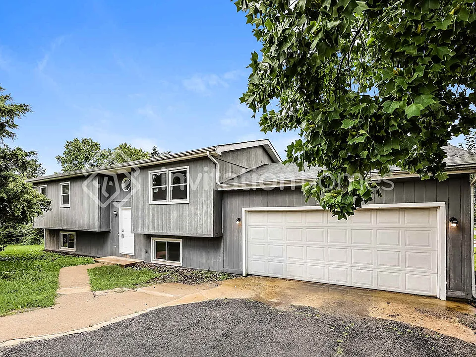 1 Linden Ave