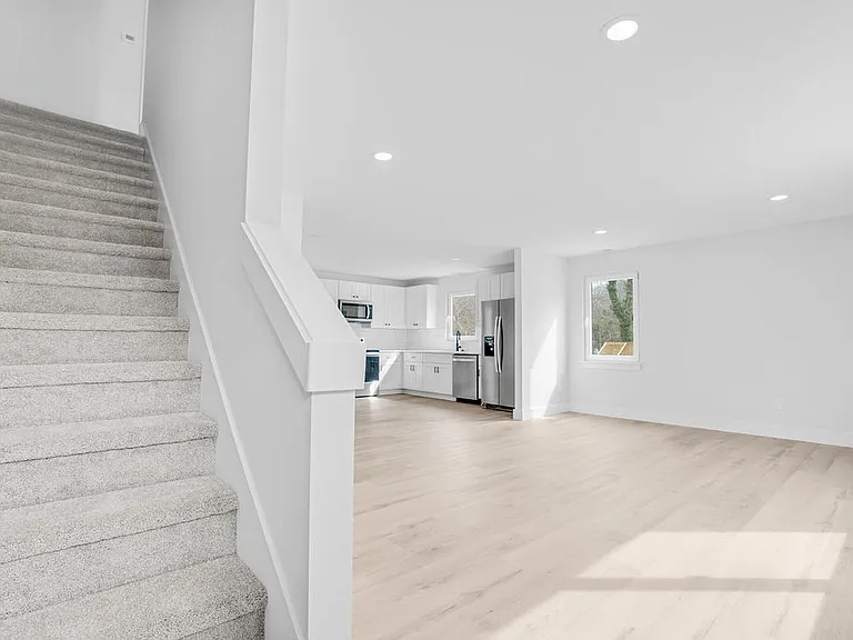 1618 Sigmon St — Photo 18