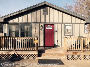 530 W 13th St, Junction City, KS 66441