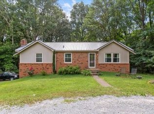 101 Cedar Hill Dr, Waverly, TN 37185