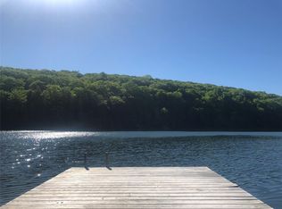 215 Little Pond Rd, Pawling, NY 12564