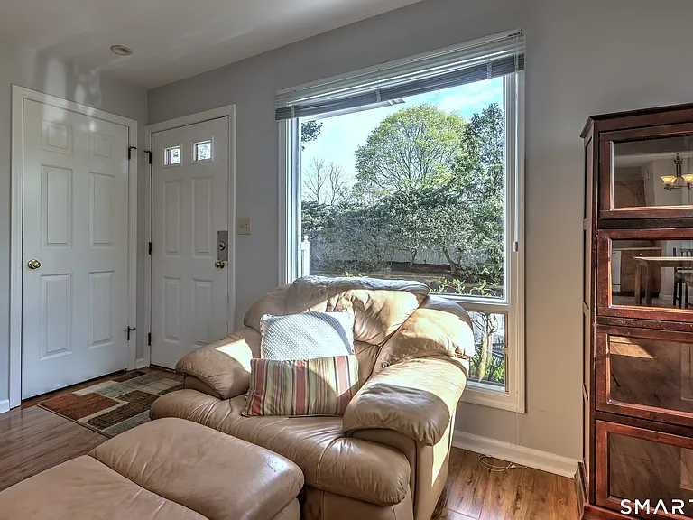 510 E Main St #111 — Photo 8