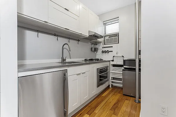 Rented by Compass | media 3