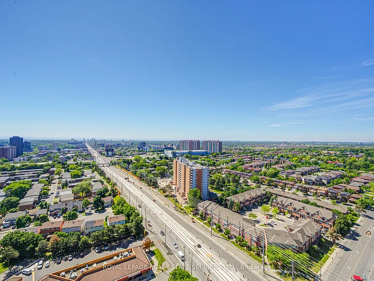 1 Fairview Rd E #2202 — Photo 24