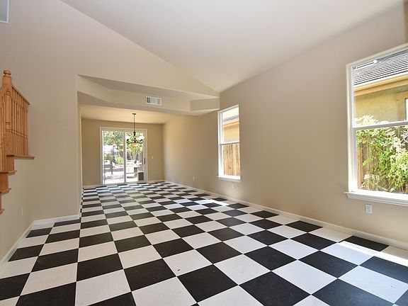 5th image of 1167 Wilson Ave