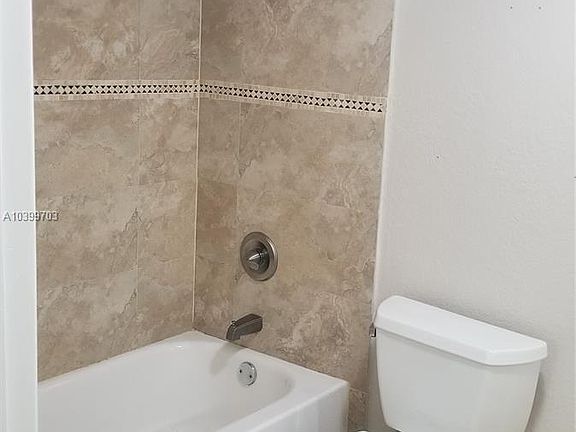 4th image of 2573 Centergate Dr APT 203