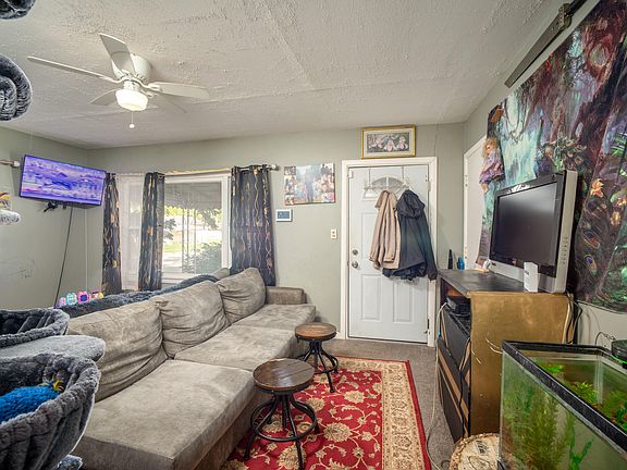 5th image of 21853 Rausch Ave