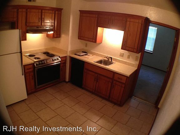 4th image of 1901 E Lindsey St APT 2A