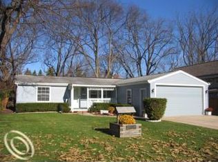 33614 Adams St, Farmington, MI 48335