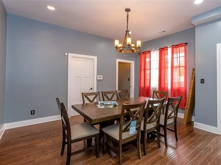 2462 N College Ave — Photo 10