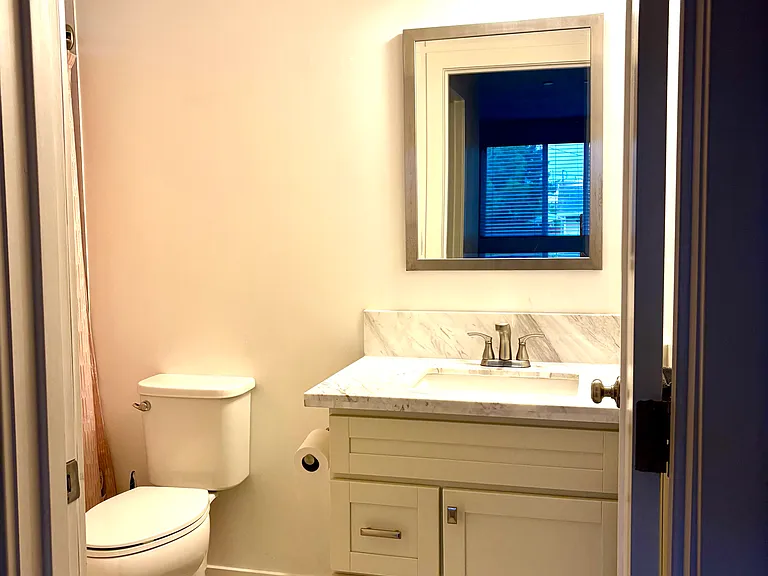 337 N Dillon St — Photo 12